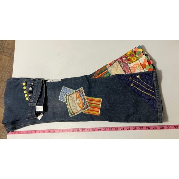 Women's Jones New York Denim Bell Bottom Jeans Sz 6 Custom Patchwork Characters - Picture 16 of 16